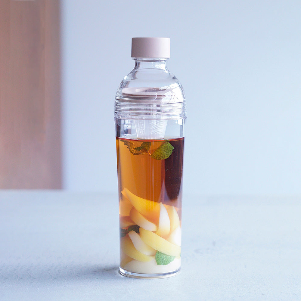 Hario Filter In Bottle Portable Cold Brew Tea Bottle - Smokey Pink (400ml)